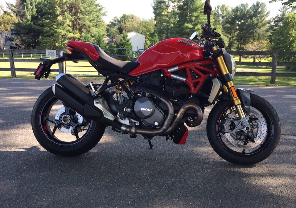 Ducati 2017 Monster 1200s