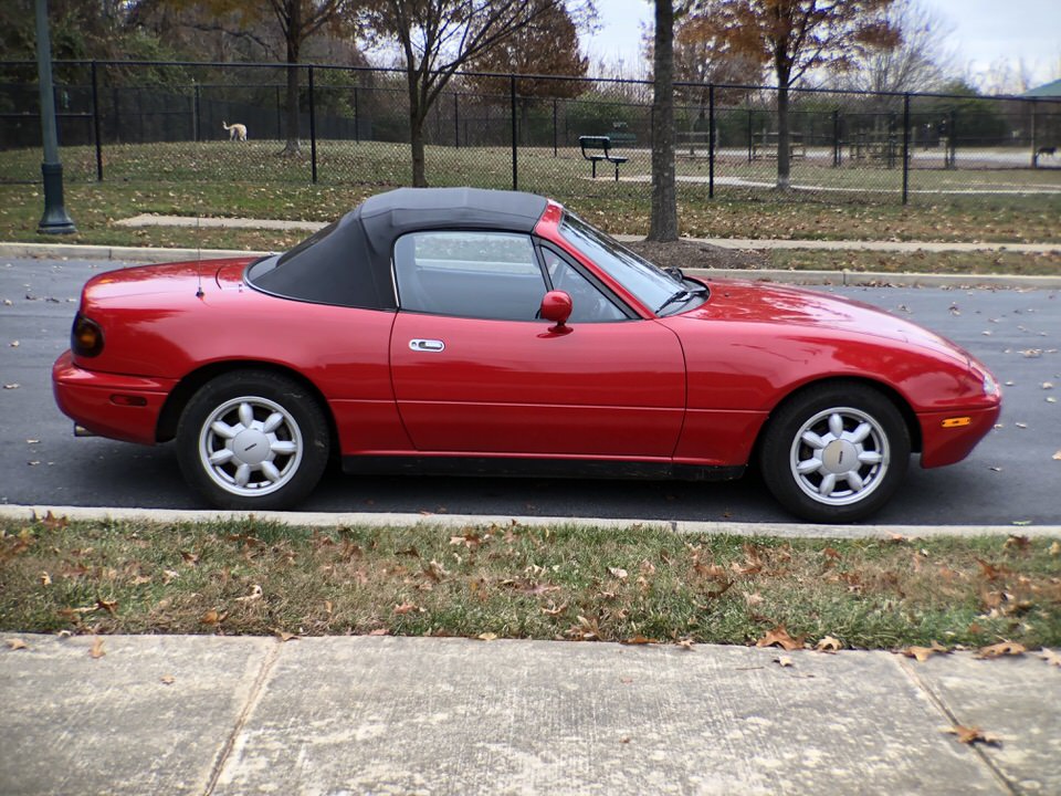 1990 Mazda Miata - A Taste for the Road