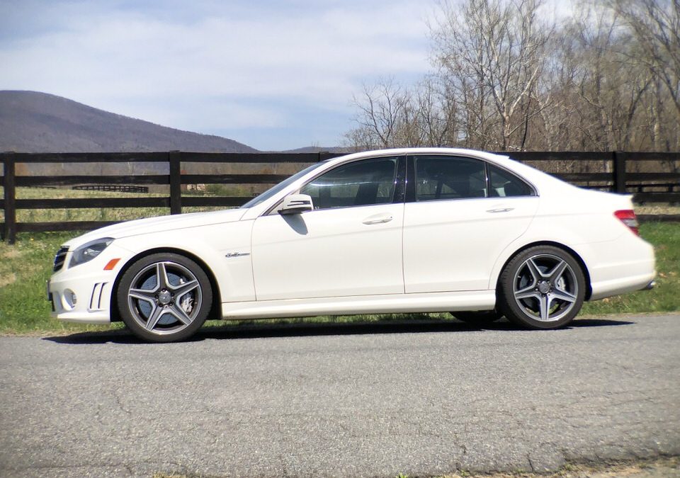 2010 Mercedes C63 AMG Video Review