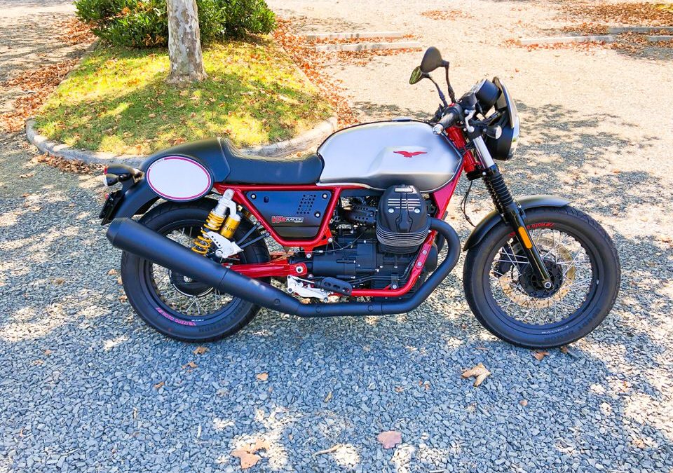 2017 Moto Guzzi V7 iii Racer Video Review