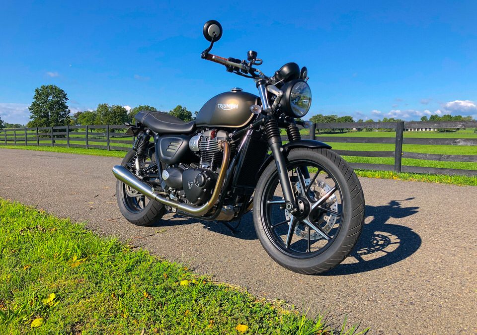 2019 Triumph Street Twin Review